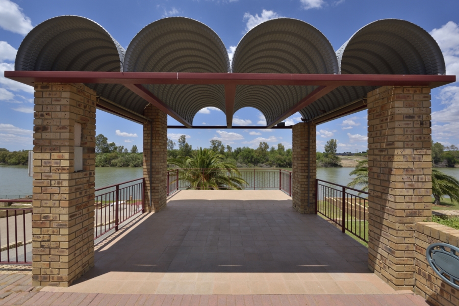 3 Bedroom Property for Sale in Bloemhof North West